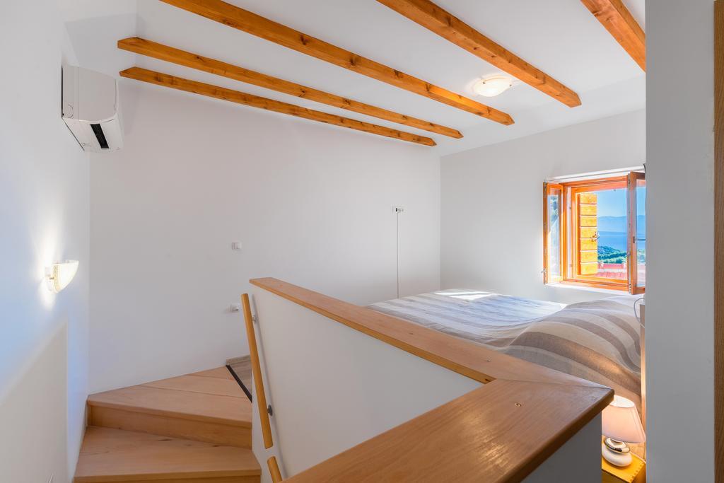 Apartment Pod Kastilom Jelsa  Exterior foto
